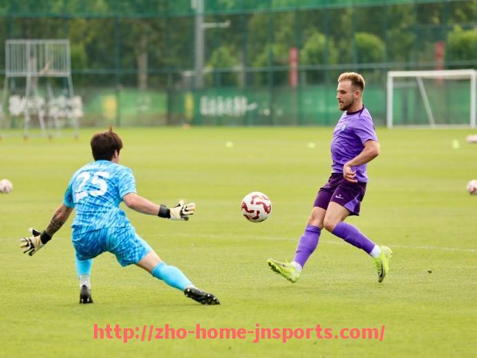 江南综合体育-法甲射手榜最新排名:谁能夺得金靴荣誉?